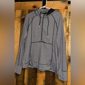 Striped quarterzip